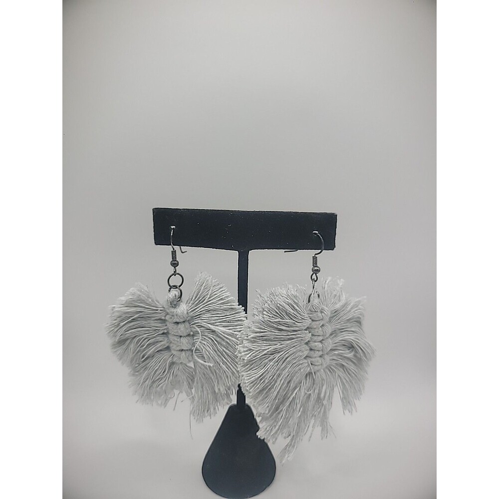 New Handmade Earrings Pierced Hook Drop Dangle Knotted Feather Off White Gray